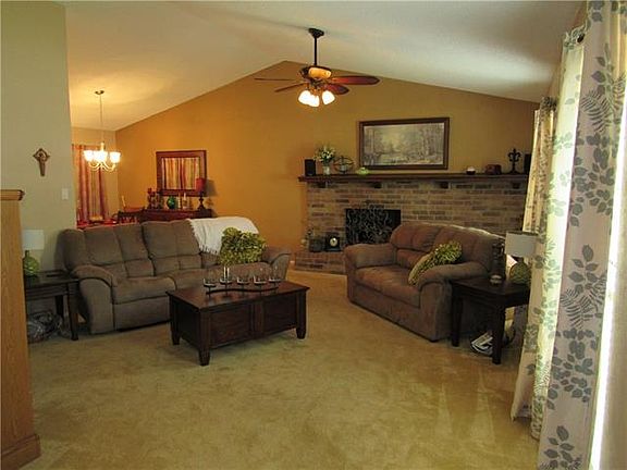 4th image of 4104 Twinhill Ct