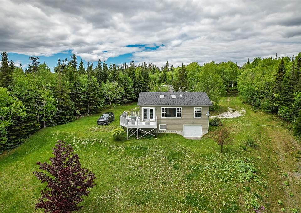 1st image of 41 Lakeview Drive