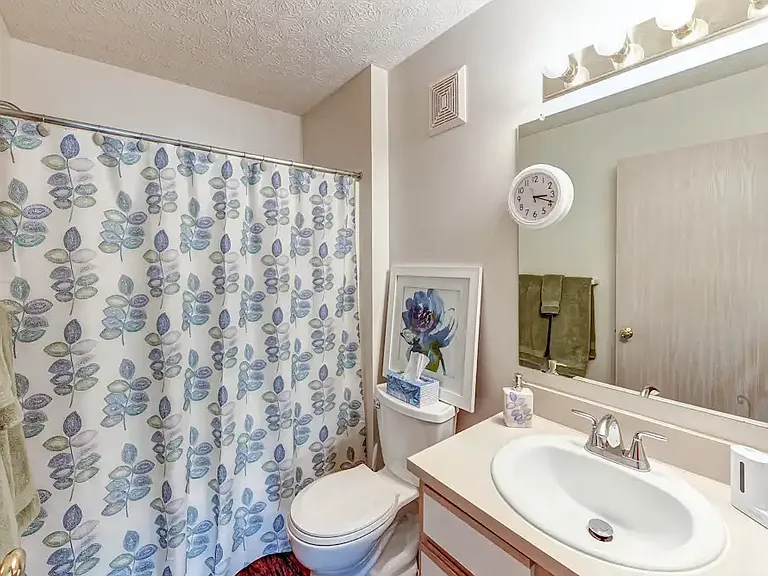 Ashland Eagleview Apartments — Photo 14