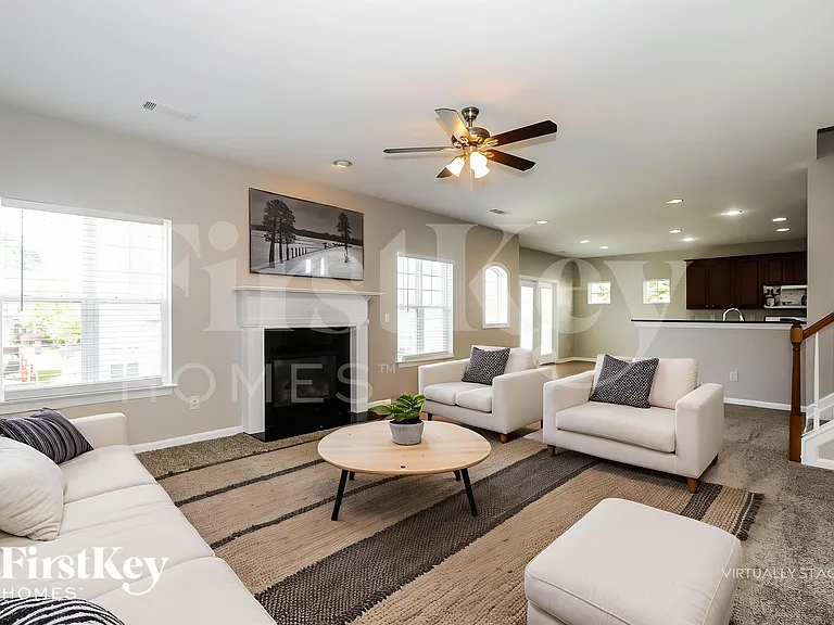 1490 Scenic View Trce — Photo 3