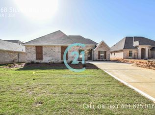 470 Silver Hl, Pearl, MS