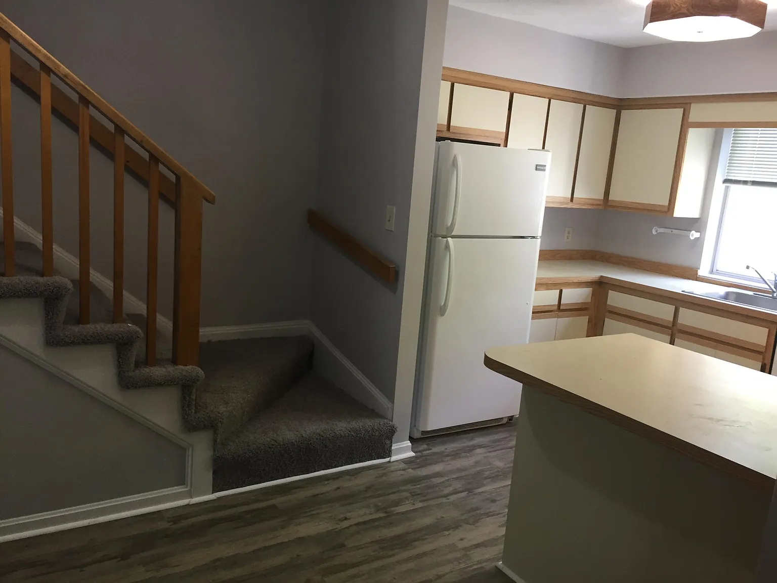 2 bed, 1.5 bath, 1154 sqft, $2,500 — Photo 3