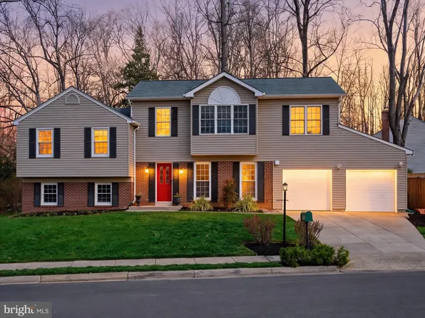 9502 Wallingford Dr, Burke, VA 22015