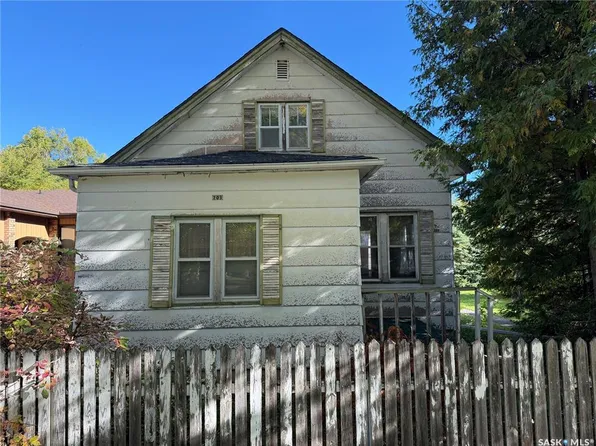 203 6th AVENUE W, Canora, SK S0A 0L0