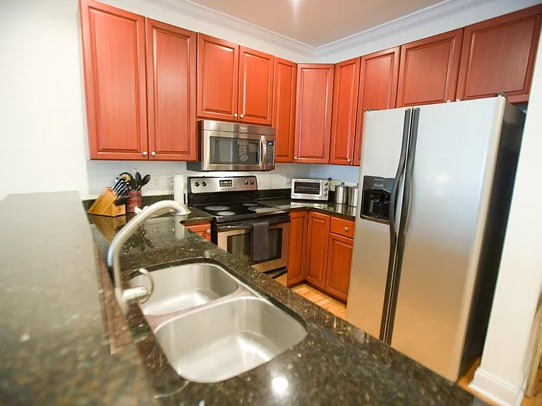 175 S Lexington Ave #306 — Photo 8