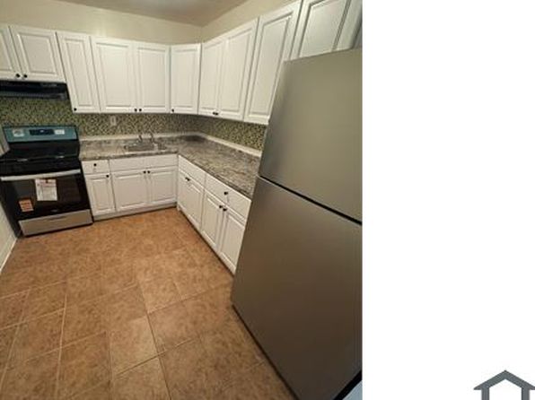 5611 Clover Pl APT 3
