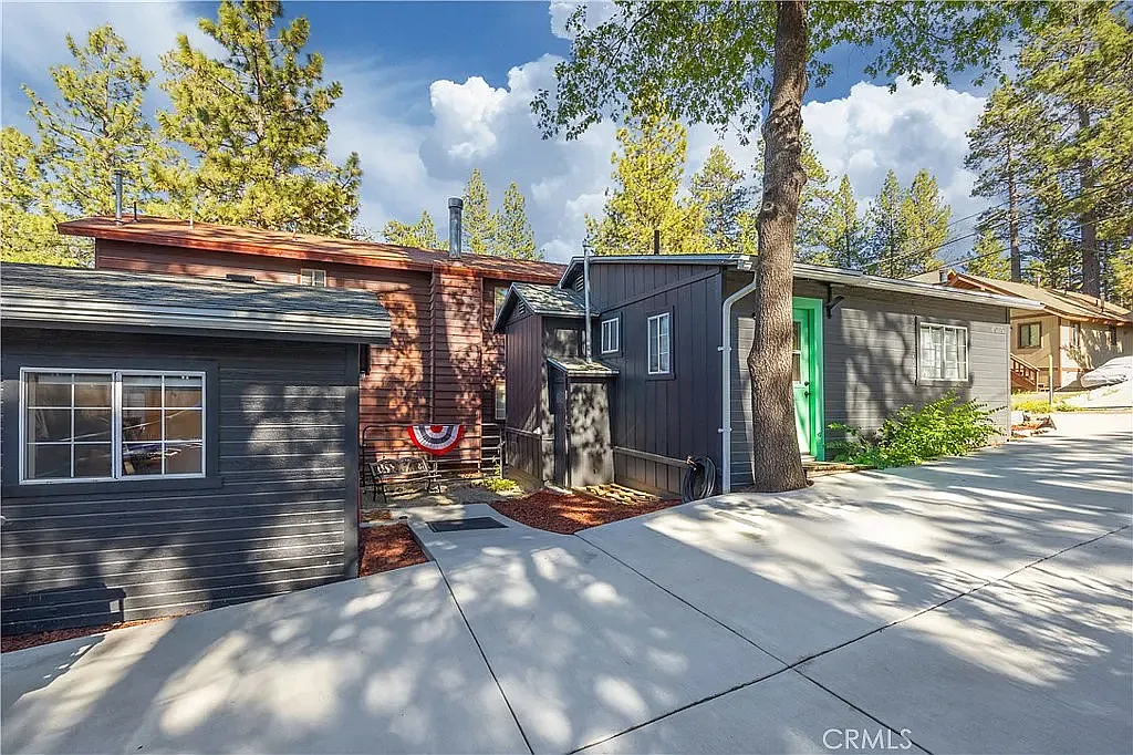 1 bed, 425 sqft, $1,500 — Photo 1
