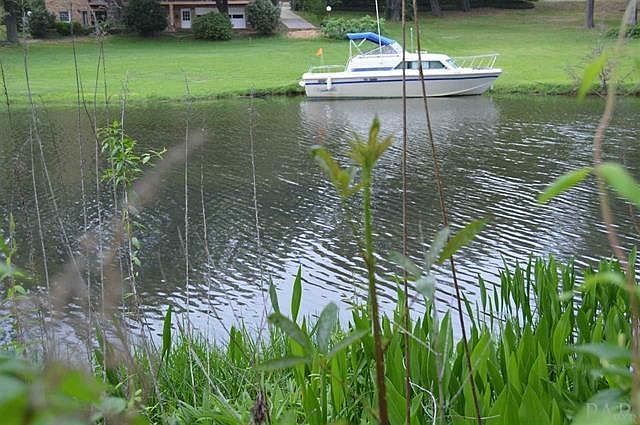 1st image of 3220 Bayou Dr