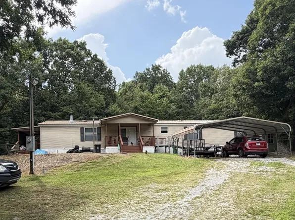 215 Brewer Hill Rd, Batesville, AR 72501