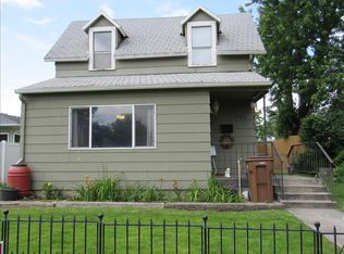 942 4th St, Clarkston, WA 99403