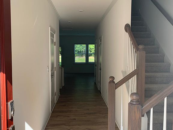3rd image of 232 Hank Way