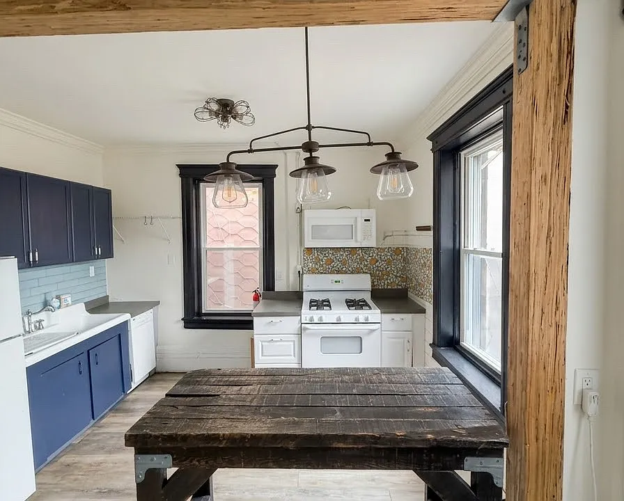 388 Baldwin Ave #2
