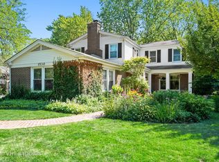 1530 Woodvale Ave, Deerfield, IL