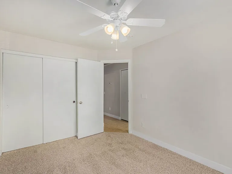 8520 W Palm Ln #1103 — Photo 19