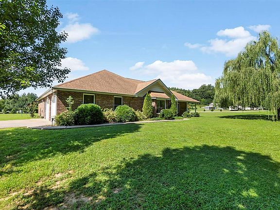 4th image of 58 Morgan Ln