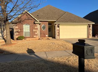 16316 Snowy Owl Dr, Edmond, OK 73013