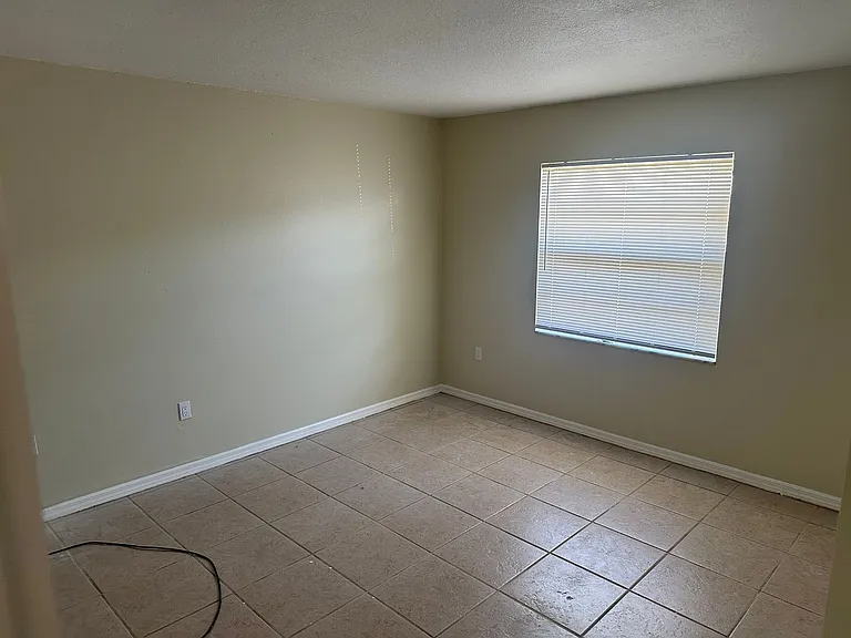 412 Country Lane Dr — Photo 19