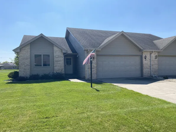 523 Hidden Oak Dr, Hobart, IN 46342