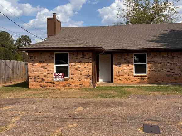 110 Cherie Ln #A, Longview, TX 75604