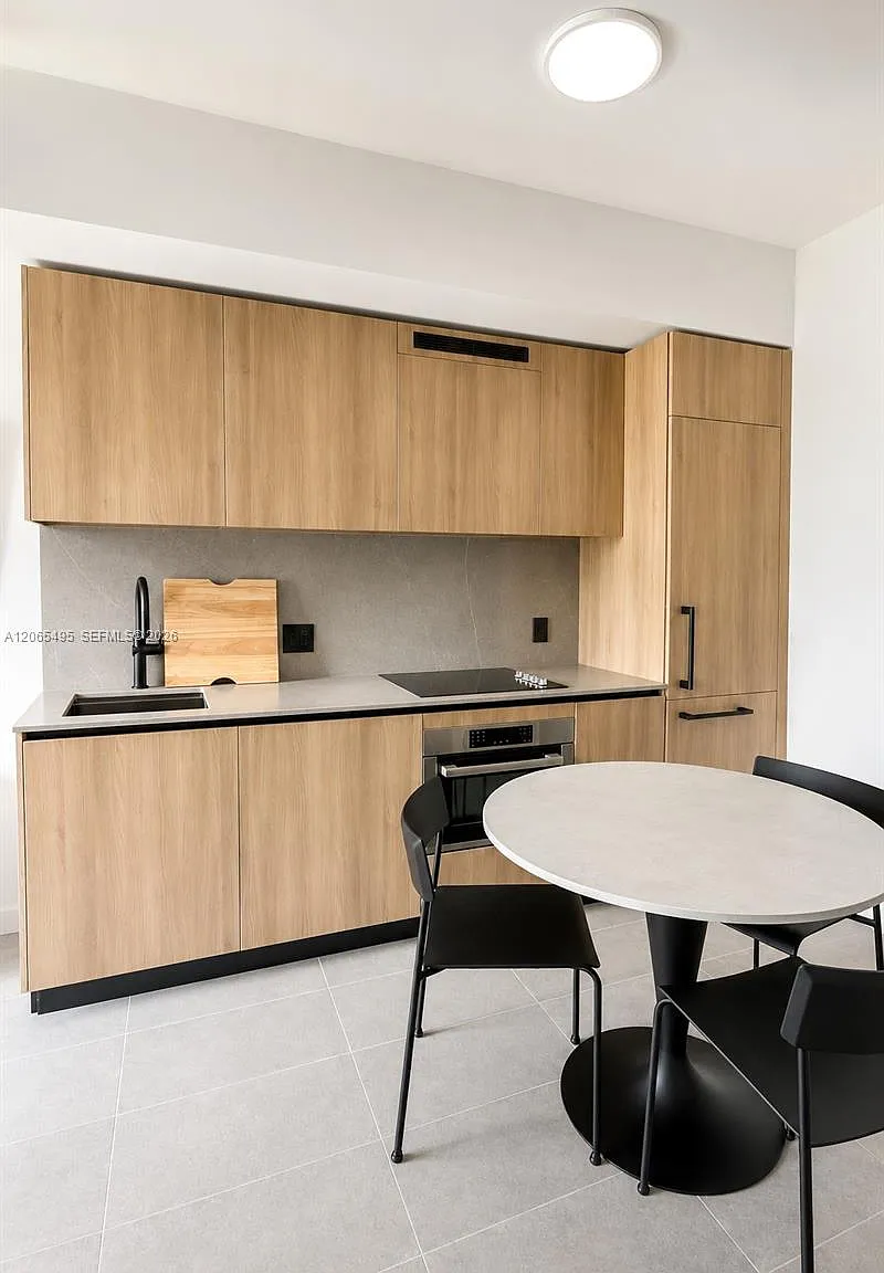 501 First Residences — Photo 3
