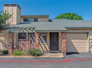 910 W Meadowmere Ln, Austin, TX 78758