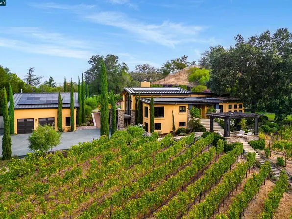 3362 Johnson Rd, Lafayette, CA 94549