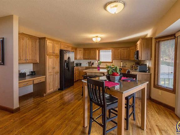 3rd image of 4601 SW Mulligan Dr