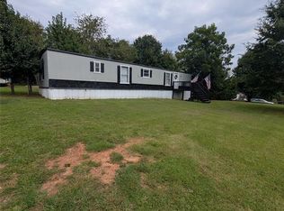 126 Cedarvale Dr, Harmony, NC 28634