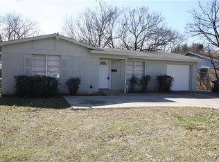 5528 Alter Dr, Fort Worth, TX 76119