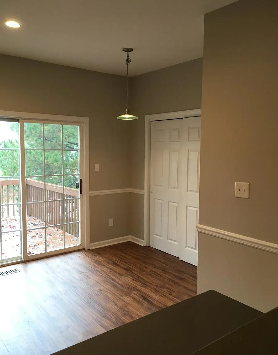 3 bed, 3.5 bath, 1728 sqft, $2,150 — Photo 2