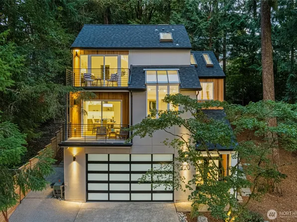 220 210th Avenue NE, Sammamish, WA 98074