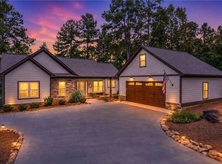 329 High Hampton Rd, Salem, SC 29676