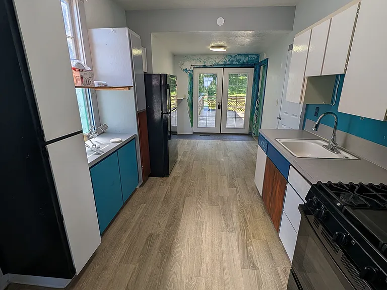 3749 Leif Erikson Dr — Photo 8