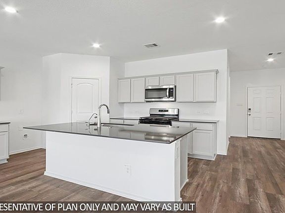 2nd image of 16792 Country Roots Ave