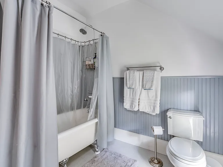 208 S Broad St — Photo 19