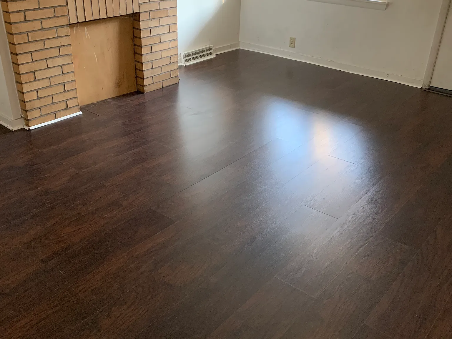 2 bed, 956 sqft, $950 — Photo 2