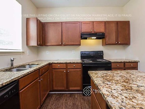 4th image of 1562 Ewing Farm Dr