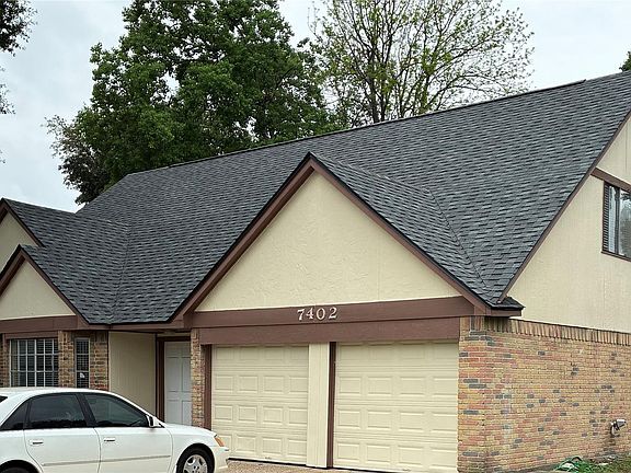 3rd image of 7402 Thicket Trail Dr