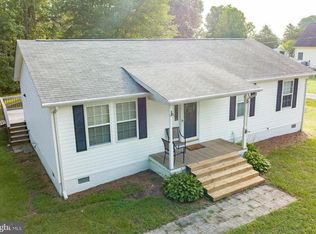 44902 Shore Dr, Tall Timbers, MD 20690