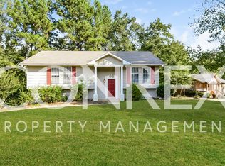 414 Debby Ln, Adamsville, AL 35005