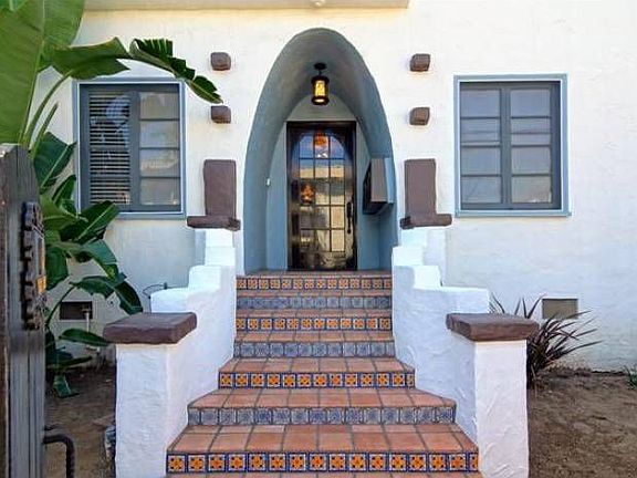 Front Entryway