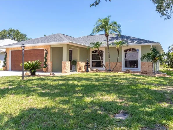 4758 Breezy Pines Blvd, Sarasota, FL 34232