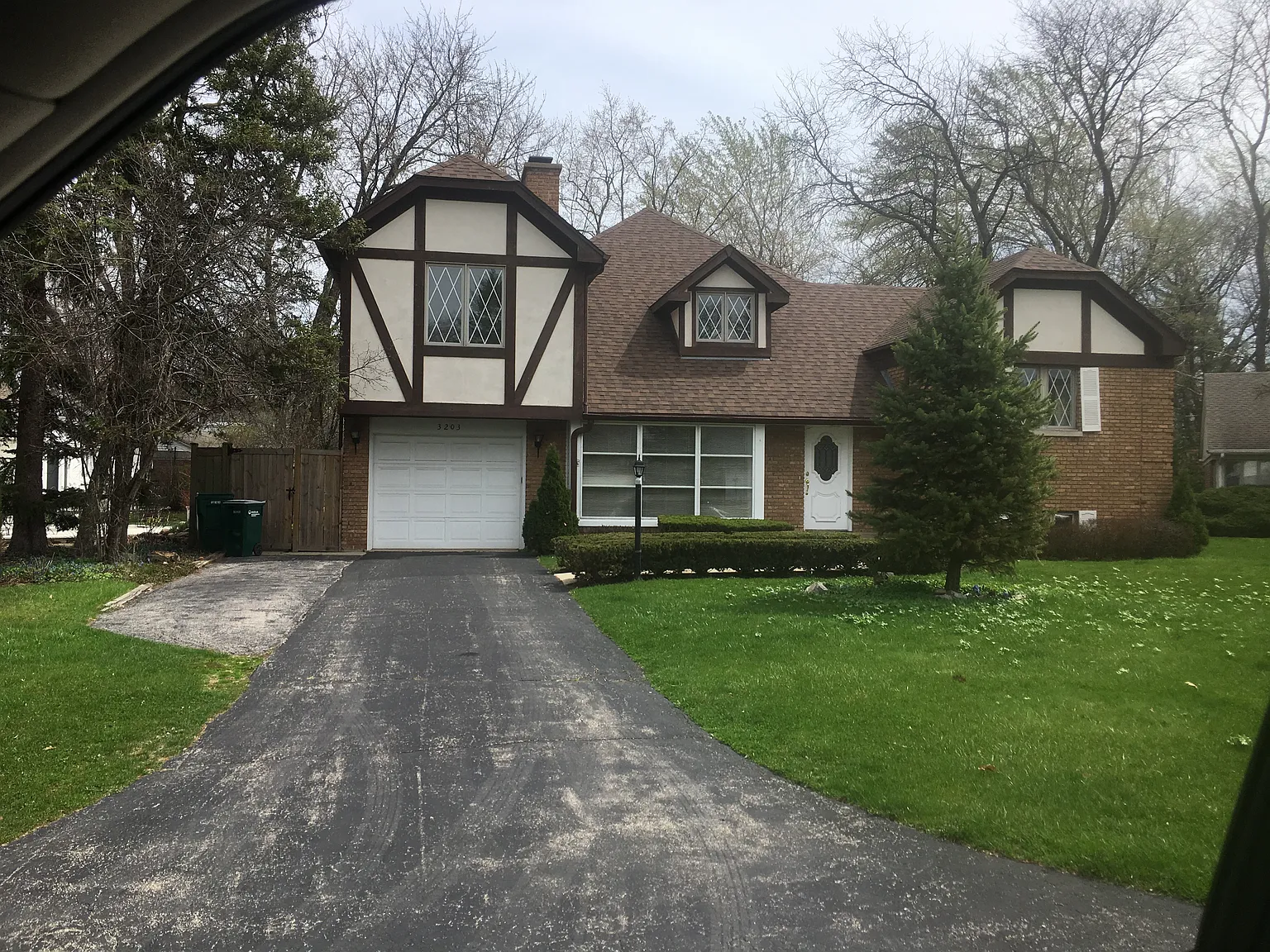 3203 Sprucewood Rd photo 1