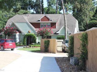 30207 E Geneva Dr, Spring, TX 77386