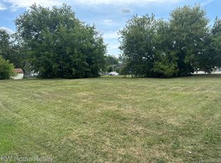 11916 N Saginaw St, Mount Morris, MI 48458