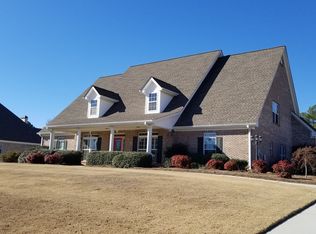 808 Cedar Stream Ct, Loganville, GA 30052