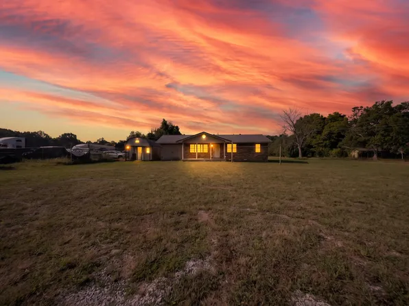 1343 U.S. 62/412, Highland, AR 72542