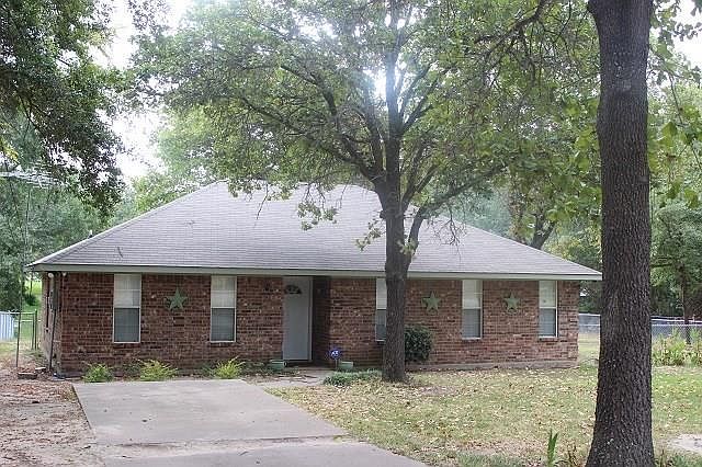 1st image of 103 Joy Ln