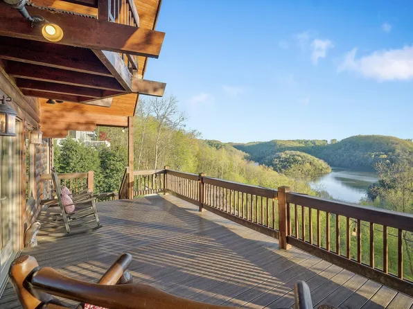 245 Nadia Ln, Smithville, TN 37166