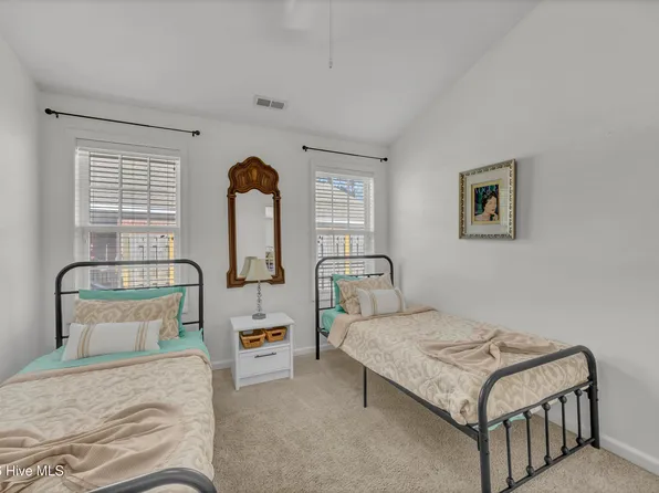 4935 Coronado Dr, Wilmington, NC 28409